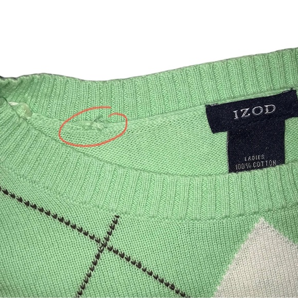 IZOD Argyle Light Sweater - Picture 3 of 3